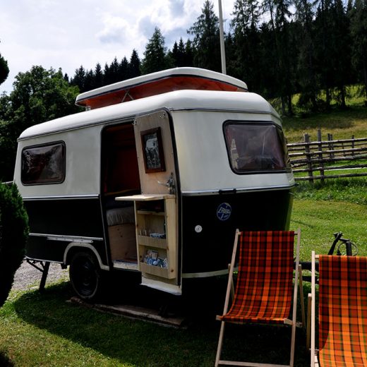 Erna die Wohnwagendame